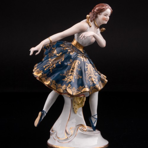 Танцующая девушка в синем платье, Volkstedt, Германия, кон. 19 - нач. 20 вв
