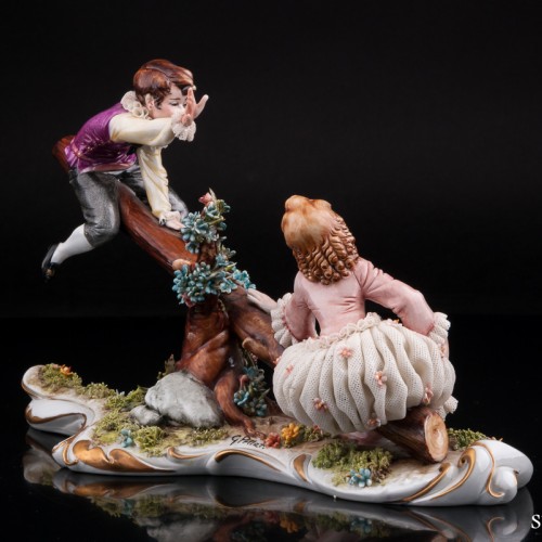 Дети на качелях, кружевная, Capodimonte, Италия, вт. пол. 20 в