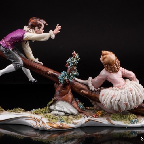 Дети на качелях, кружевная, Capodimonte, Италия, вт. пол. 20 в