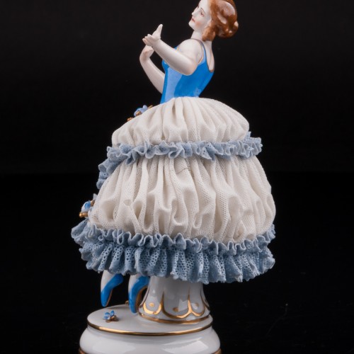 Девушка в голубом платье, кружевная, Muller & Co, Германия, нач. 20 в