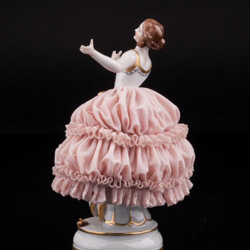 Девушка в розовом платье, кружевная, Muller & Co, Германия, нач. 20 в