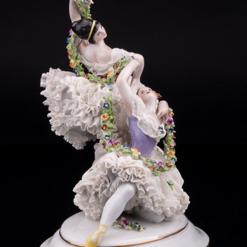 Две танцующие девушки, кружевные, Volkstedt, Германия, кон. 19 - нач. 20 вв