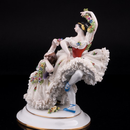 Две танцующие девушки, кружевные, Volkstedt, Германия, кон. 19 - нач. 20 вв