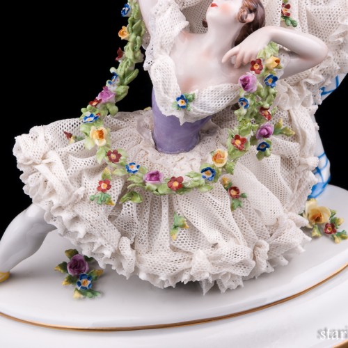 Две танцующие девушки, кружевные, Volkstedt, Германия, кон. 19 - нач. 20 вв