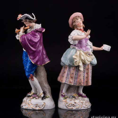 Пара исполняющая песню, Sitzendorf, Германия, сер. 20 в