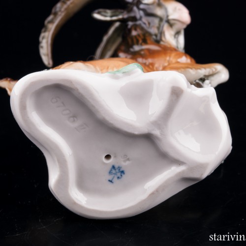 Горный козёл с ящерицей, Karl Ens, Германия, 1950 гг