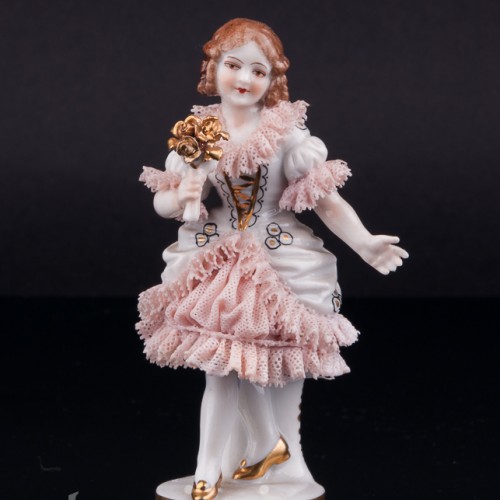 Девочка с цветком, кружевная, миниатюра, Muller & Co, Германия, пер. пол. 20 в