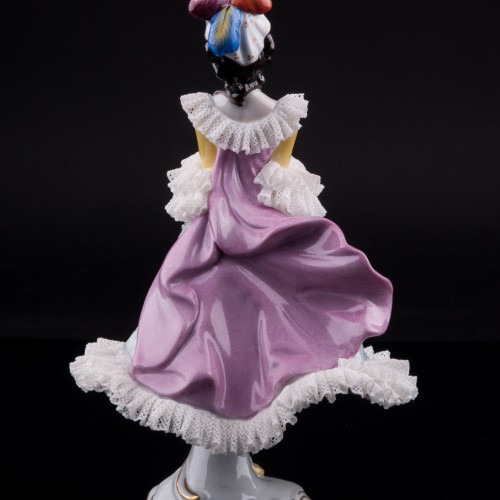 Девушка в шляпке с веером, кружевная, Volkstedt, Германия, вт. пол. 20 в