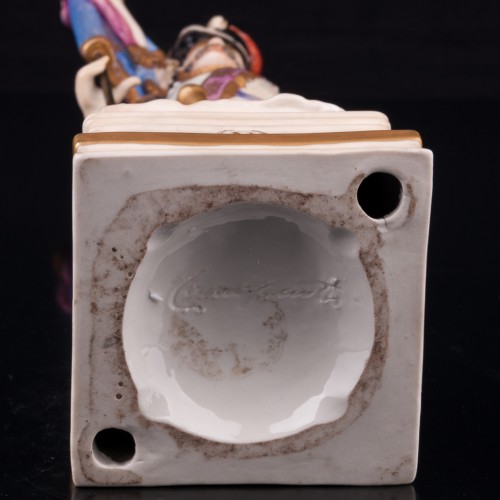 Солдат со знаменем, Capodimonte, Италия, сер. 20 в