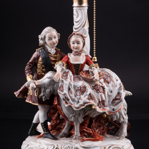 Композиция из фарфора Пара с козлом, лампа, Дрезден, Германия, 1960 гг.