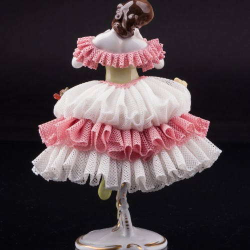 Танцовщица в розовом платье, кружевная, Volkstedt, Германия, вт. пол. 20 в