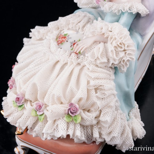 Дама на козетке, кружевная, Volkstedt, Германия, вт. пол. 20 в