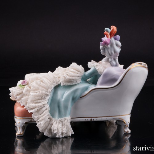 Дама на козетке, кружевная, Volkstedt, Германия, вт. пол. 20 в