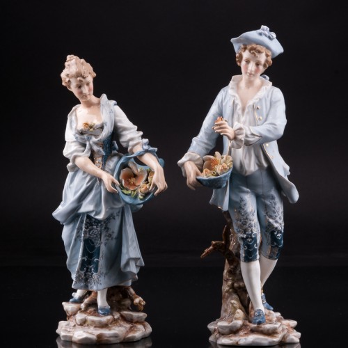 Пара с цветами, Volkstedt, Германия, 19 в