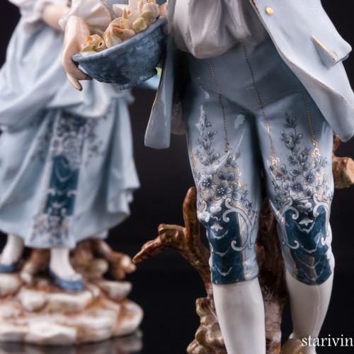 Пара с цветами, Volkstedt, Германия, 19 в