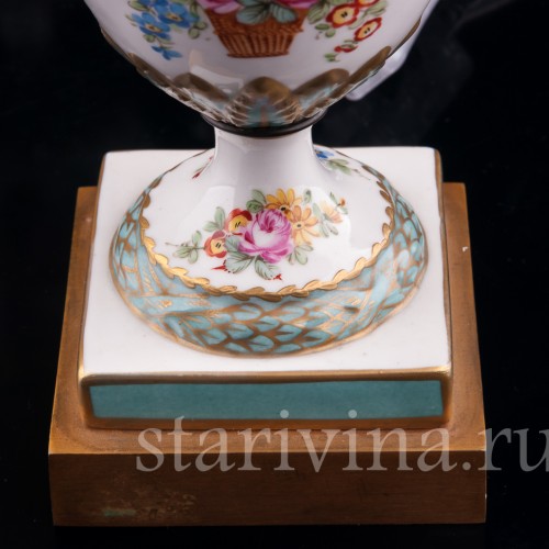 Две парные бирюзовые лампы на бронзовых постаментах, Франция, нач. 20 в