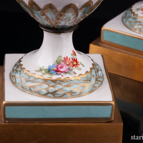 Две парные бирюзовые лампы на бронзовых постаментах, Франция, нач. 20 в