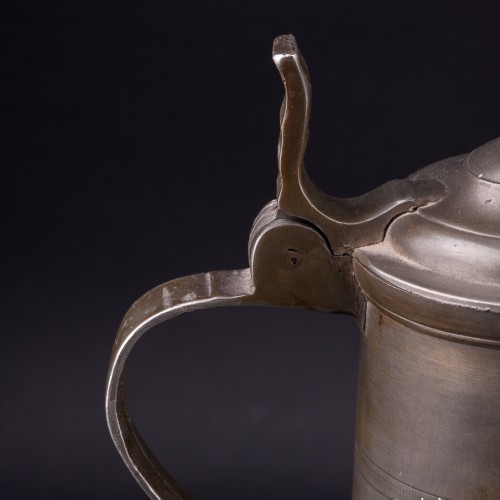Оловянный кувшин для вина с рыцарем, Германия, 1737 г