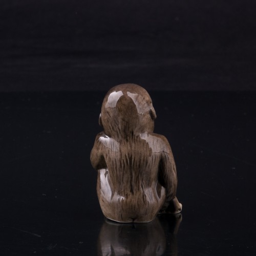 Фигурка обезьяны из фарфора Детеныш гориллы, миниатюра, Hutschenreuther, Германия.