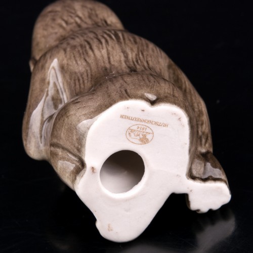 Фигурка обезьяны из фарфора Детеныш гориллы, миниатюра, Hutschenreuther, Германия.