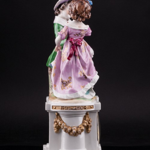 Фарфоровые часы Танцующие дети, Германия, 19 в