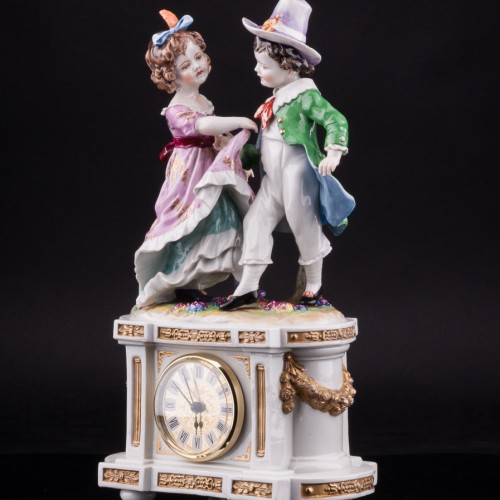 Фарфоровые часы Танцующие дети, Германия, 19 в