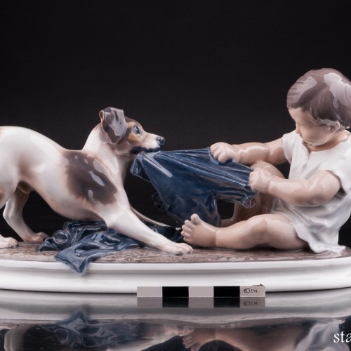 Мальчик с собакой, Dahl Jensen, Дания