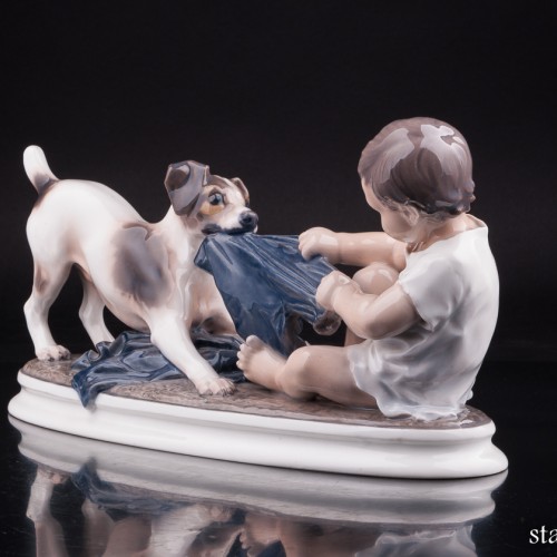 Мальчик с собакой, Dahl Jensen, Дания