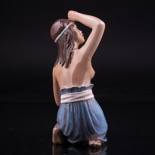 Гавайская девушка с птичкой, Dahl Jensen, Дания