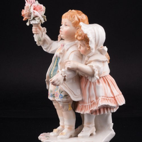 Дети с букетом цветов, Karl Ens, Германия, 1920-30 гг