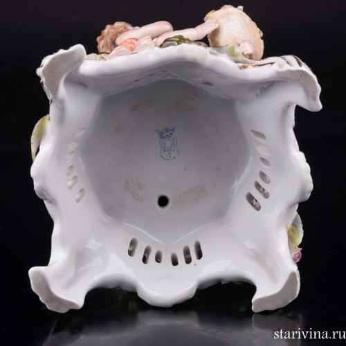 Дети с корзиной цветов, подсвечник, Von Schierholz, Германия, пер. пол. 20 в