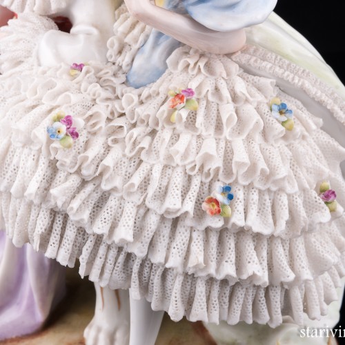 Романтическая пара на скамейке, кружевная, E. A. Muller, Германия, нач. 20 в