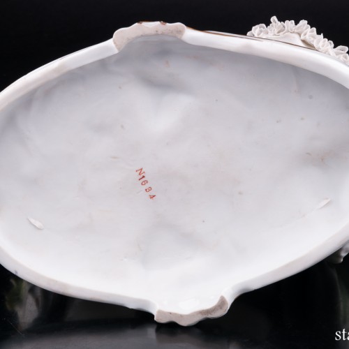 Романтическая пара на скамейке, кружевная, E. A. Muller, Германия, нач. 20 в