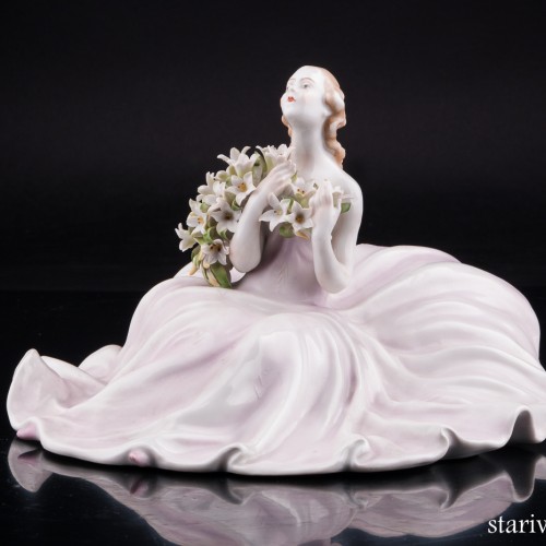 Девушка с лилиями, Von Schierholz, Германия, пер. пол. 20 в