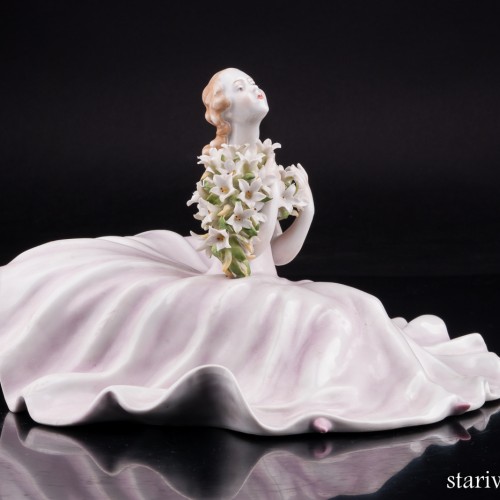 Девушка с лилиями, Von Schierholz, Германия, пер. пол. 20 в