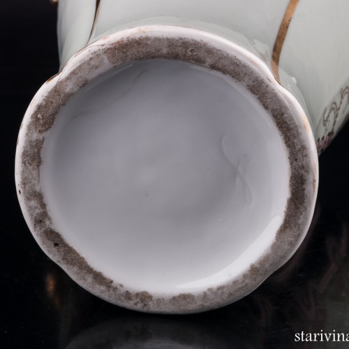 Фарфоровая Декоративная ваза с портретом девушки, Франция, 19 в.