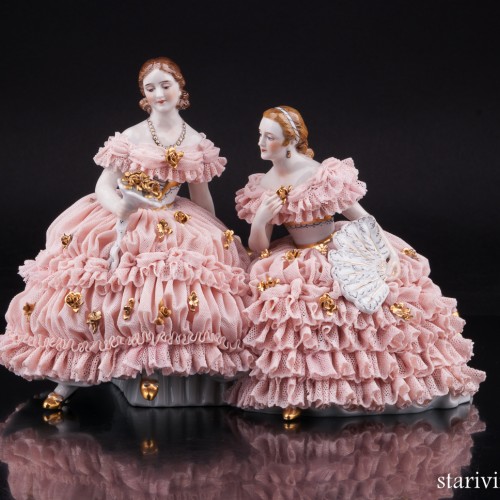 Две дамы с букетом цветов, кружевные, Muller & Co, Германия, нач. 20 в