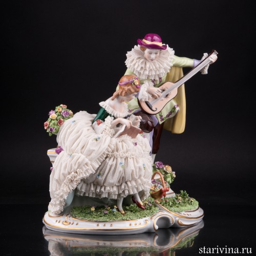 Фарфоровая статуэтка Урок музыки, кружевная Unterweissbach, Германия, сер. 20 в.
