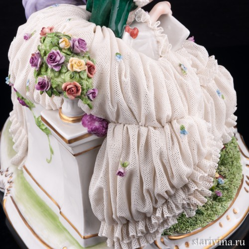 Фарфоровая статуэтка Урок музыки, кружевная Unterweissbach, Германия, сер. 20 в.