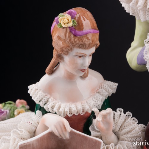 Фарфоровая статуэтка Урок музыки, кружевная Unterweissbach, Германия, сер. 20 в.