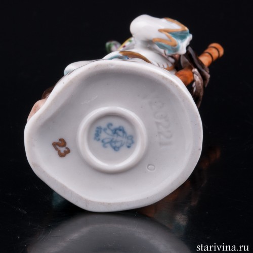 Обезьяна с гобоем, Volkstedt, Германия, сер. 20 в