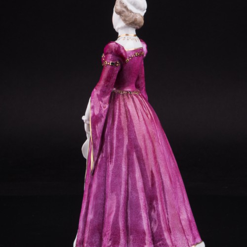 Фигурка из фарфора Дама с веером в средневековом платье, Дрезден, Германия, сер. 20 в.