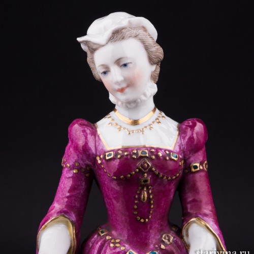 Фигурка из фарфора Дама с веером в средневековом платье, Дрезден, Германия, сер. 20 в.