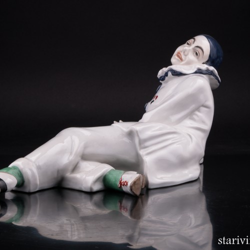 Лежащий Пьеро, Karl Ens, Германия, 1930 гг