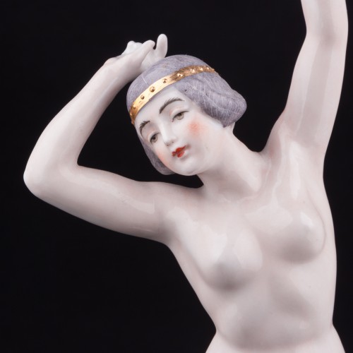 Обнаженная на шаре, Dressel, Kister & Co, Германия, 1920-30 гг