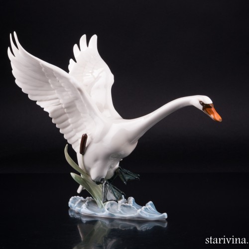 Взлетающий лебедь, Hutschenreuther, Германия, 1970 гг