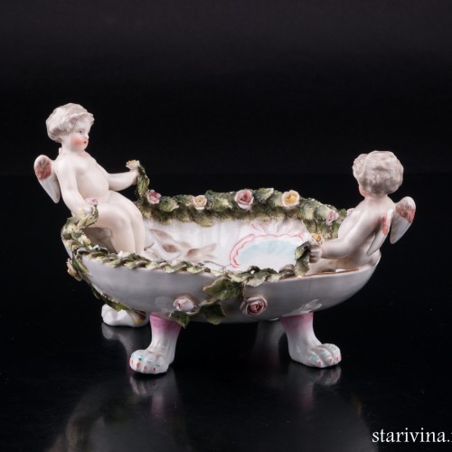 Два ангелочка, вазочка, Германия, 19 в