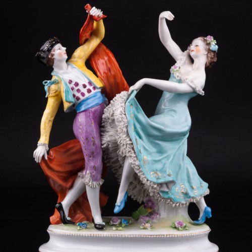 Статуэтка танцовщицы из фарфора Испанский танец, кружевная, Volkstedt, Германия, до 1935 г.