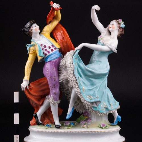 Статуэтка танцовщицы из фарфора Испанский танец, кружевная, Volkstedt, Германия, до 1935 г.