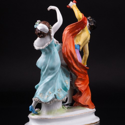 Статуэтка танцовщицы из фарфора Испанский танец, кружевная, Volkstedt, Германия, до 1935 г.